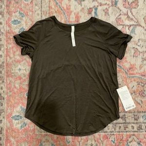 Lululemon Open Up Tie Back Tee/ Dark Olive